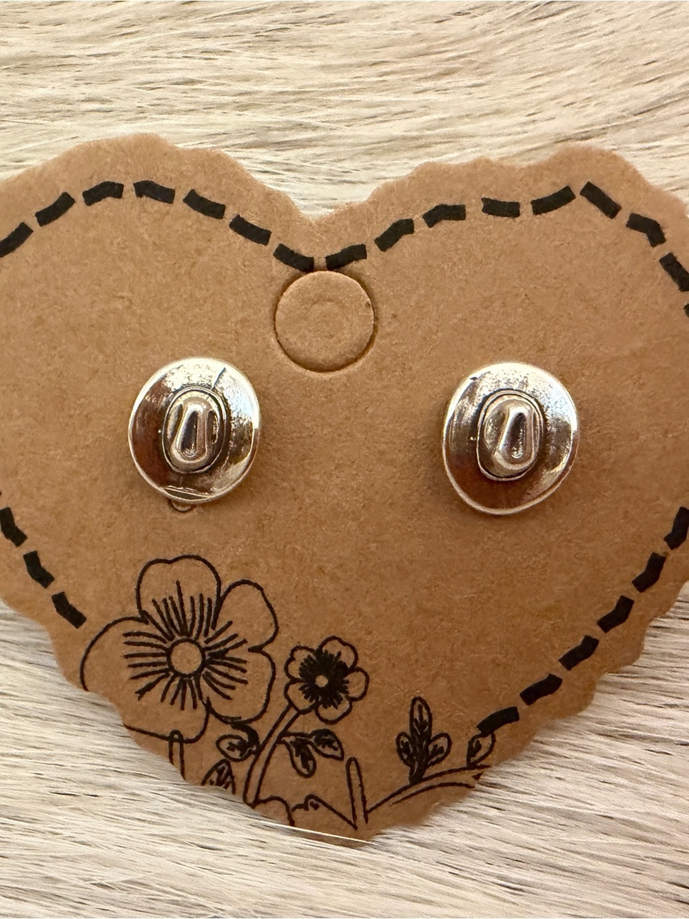❤️ Cowboy Cowgirl Hat Sterling Silver Western Ethnic Stud Earrings USA - Picture 5 of 14